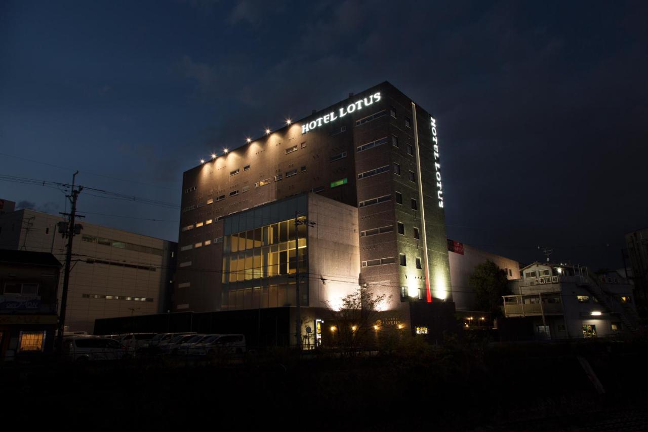 Hotel Lotus Toyonaka (Adults Only) Екстер'єр фото